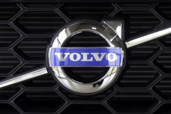 Volvo отзывает крупную партию автомобилей из-за проблем с ремнями безопасности